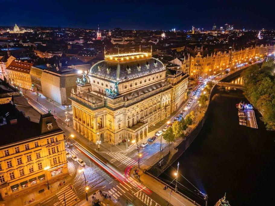Fabulous River View Studio In The Heart Of Apartamento Praga
